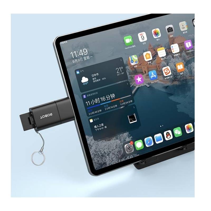 Robot CR203 Card Reader USB 3.0 & Type C (3) Robot CR203 Card Reader USB 3.0 & Type C (3)